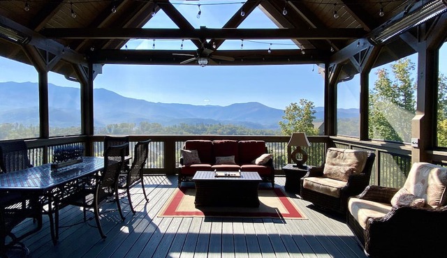 STUNNING MOUNTAIN VIEWS! Multiple HUGE Decks, Game Room, Fire Table, Hot Tub! in Gatlinburg