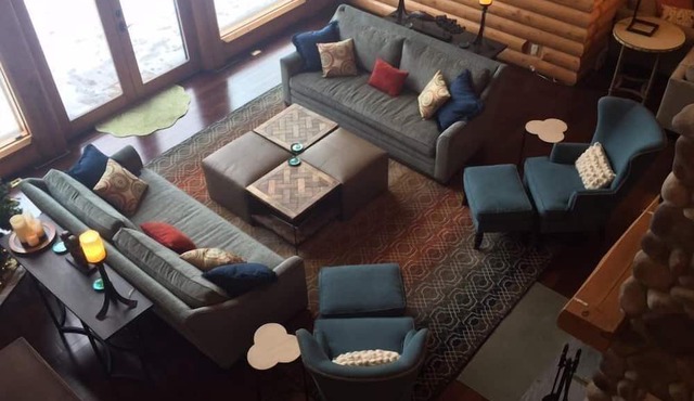 Wolf Lodge overlooking Lake Petenwell Fireplace, Firepit, Full Arcade. in Necedah