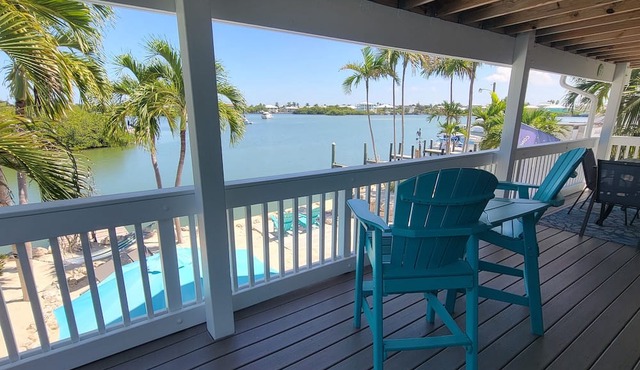 🌴 Coco Plum Paradise 🌴 Private Bayfront Home Pool Hot Tub Dock View in Marathon