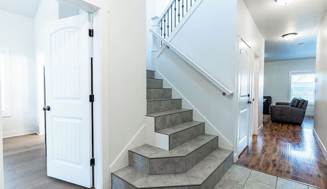 Lovely 5-bedroom house with AC in charming Smithfield in Smithfield
