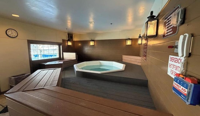 3BR 2BA JPeak Condo @ Jiminy Peak | 4-Season Berkshires Retreat | Ski-In/Ski-Out in Hancock