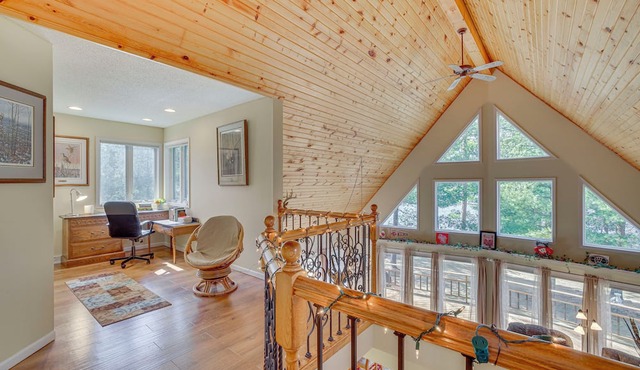 Lakefront Neillsville Home w/Fire Pit, Game Room! in Neillsville