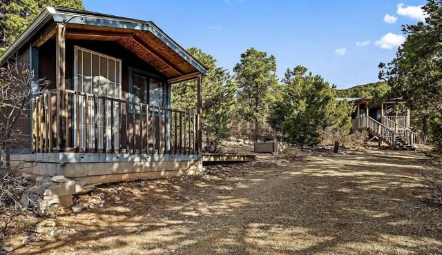Peaceful and serine 3- cabins in the mountains of Sandia Park in Sandia Park