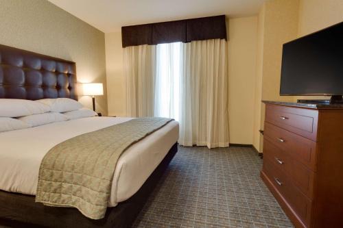 Drury Plaza Hotel St. Louis St. Charles in St. Charles