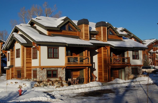 O3106 | Ground Floor Condo | Hot Tub | Free City Bus in Steamboat Springs
