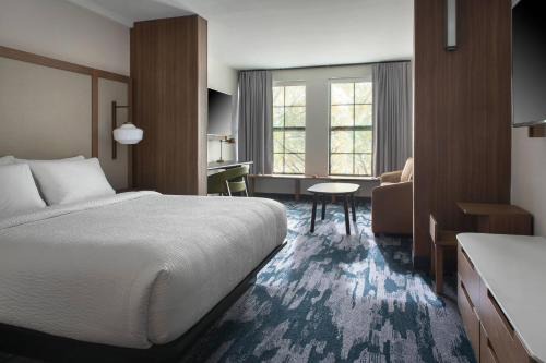 Fairfield Inn 