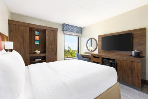 Hampton Inn 